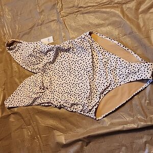 Old Navy One Piece Swimsuit